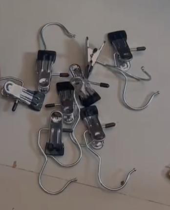 Laundry Hook Hold Clips Pack of 10